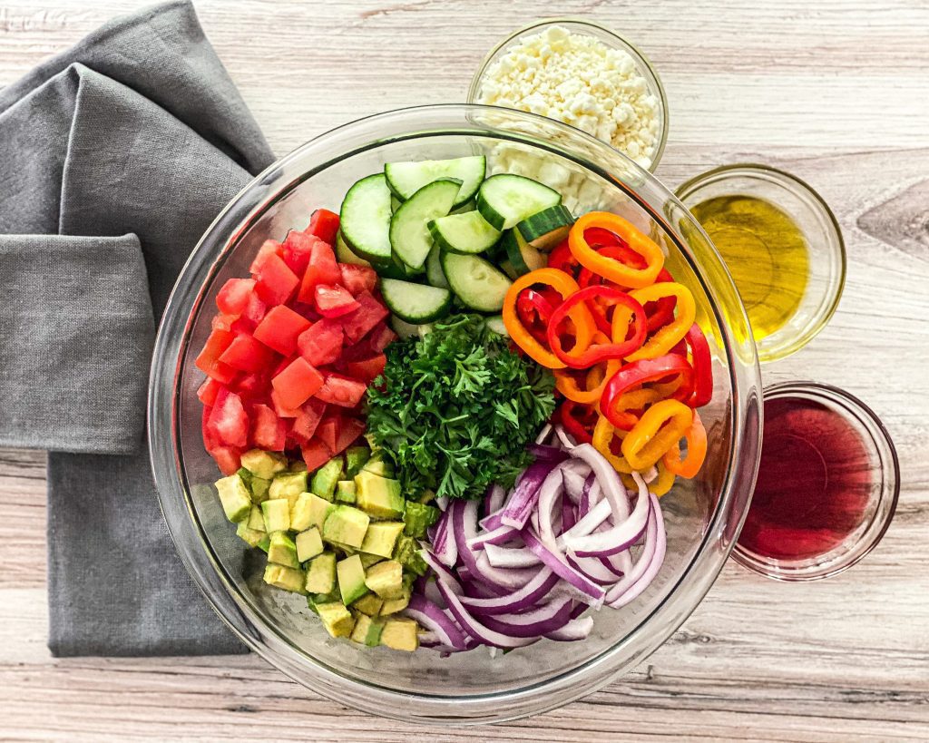 https://thatsaladlady.com/wp-content/uploads/2021/08/That_Salad_Lady_Cucumber_Salad_Bowl_Ingredients-1024x819.jpg